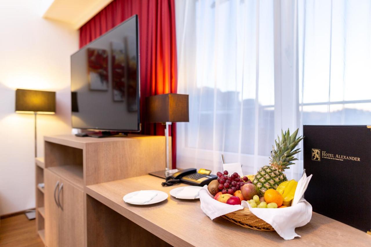 Hotel Alexander Basilea Esterno foto
