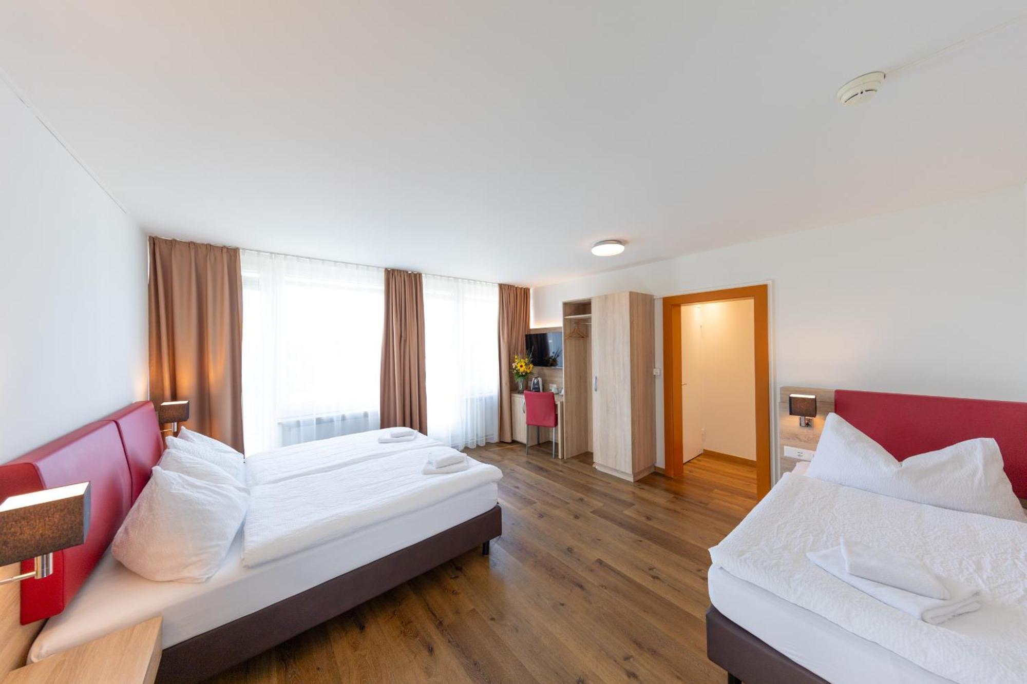 Hotel Alexander Basilea Esterno foto