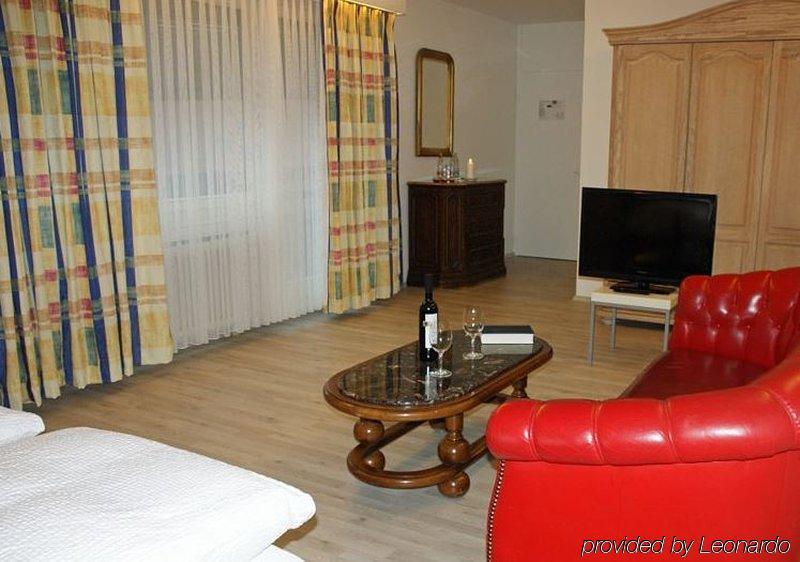 Hotel Alexander Basilea Esterno foto