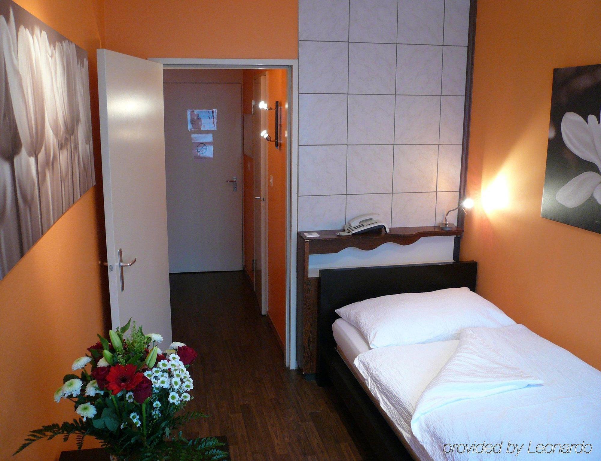 Hotel Alexander Basilea Esterno foto