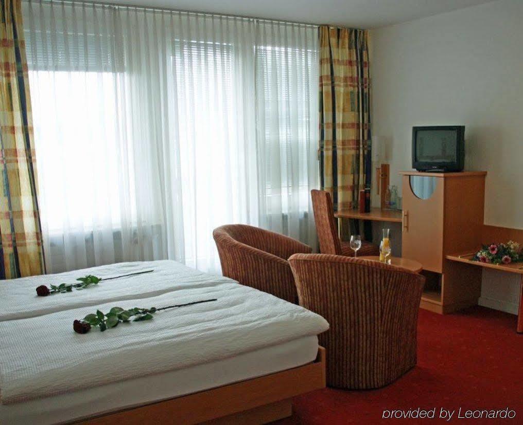 Hotel Alexander Basilea Esterno foto