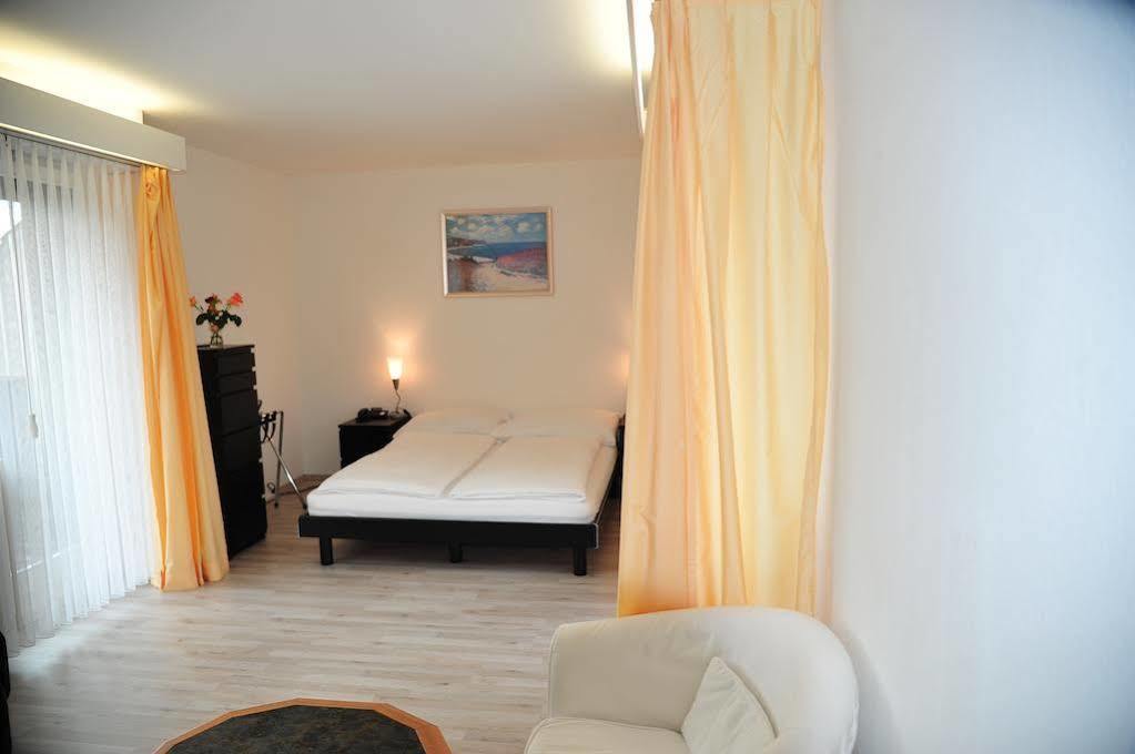 Hotel Alexander Basilea Esterno foto