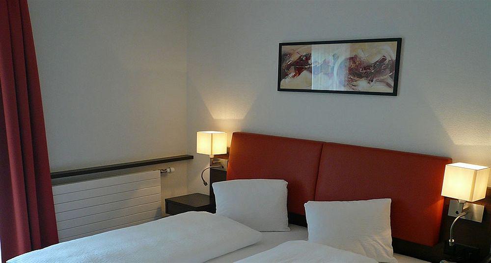 Hotel Alexander Basilea Esterno foto