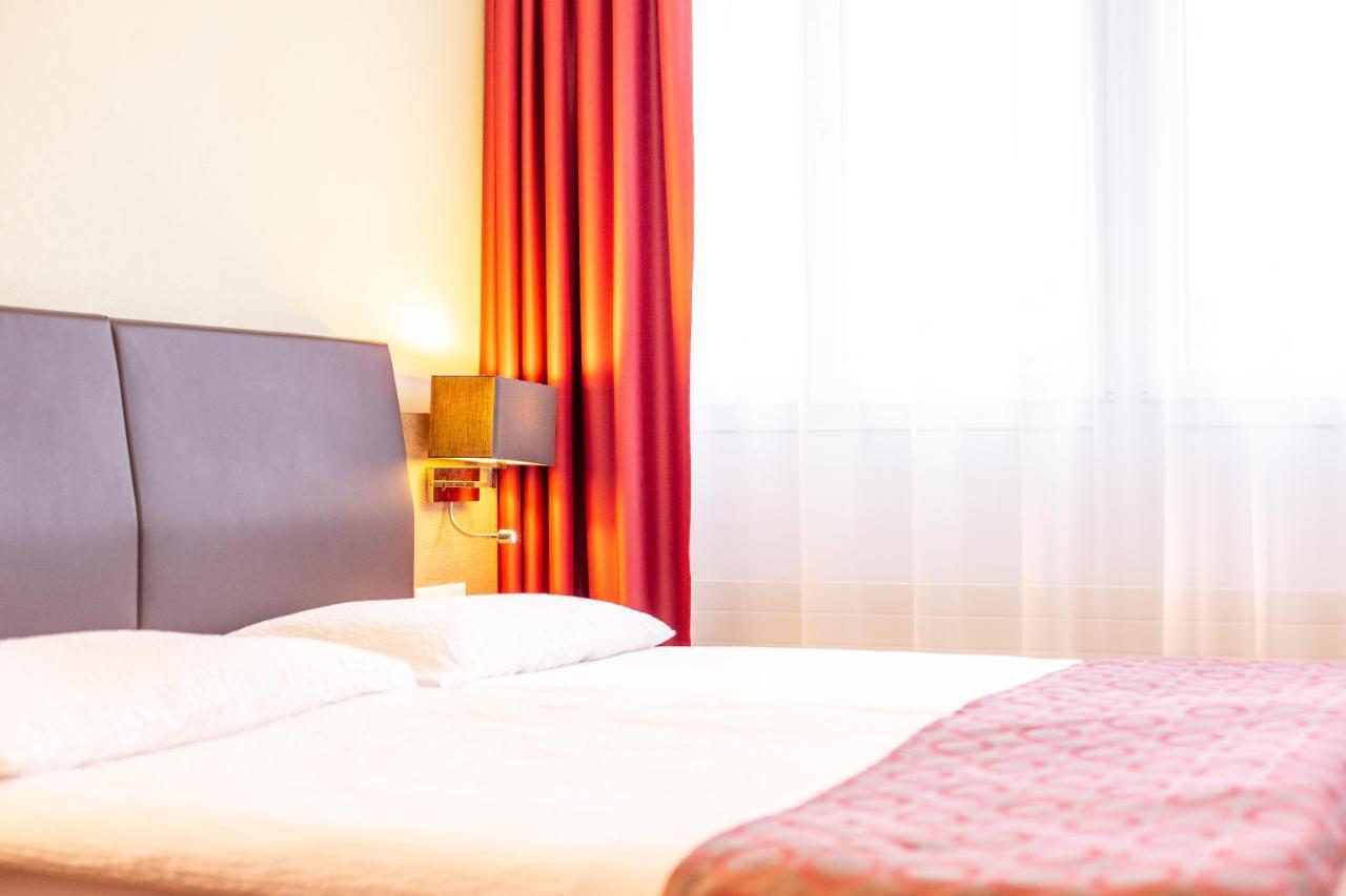 Hotel Alexander Basilea Esterno foto